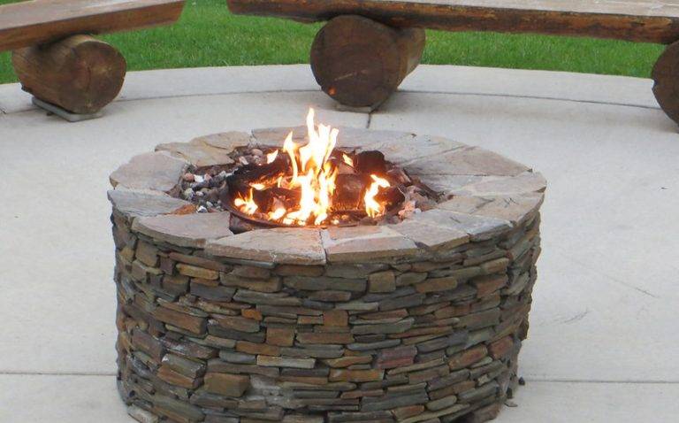 outdoor fire pit